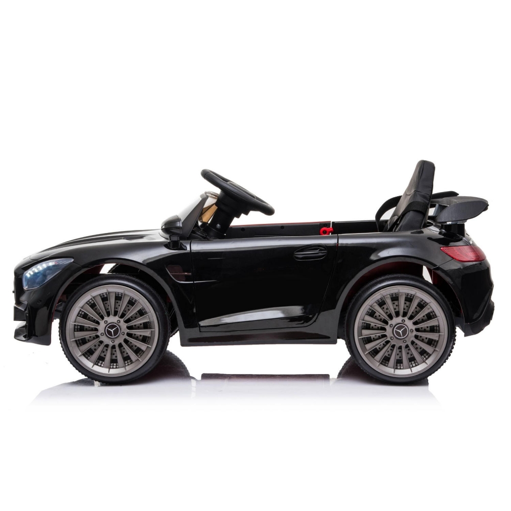 Voiture électrique Mercedes-AMG GTR 12V avec sa bâche de protection