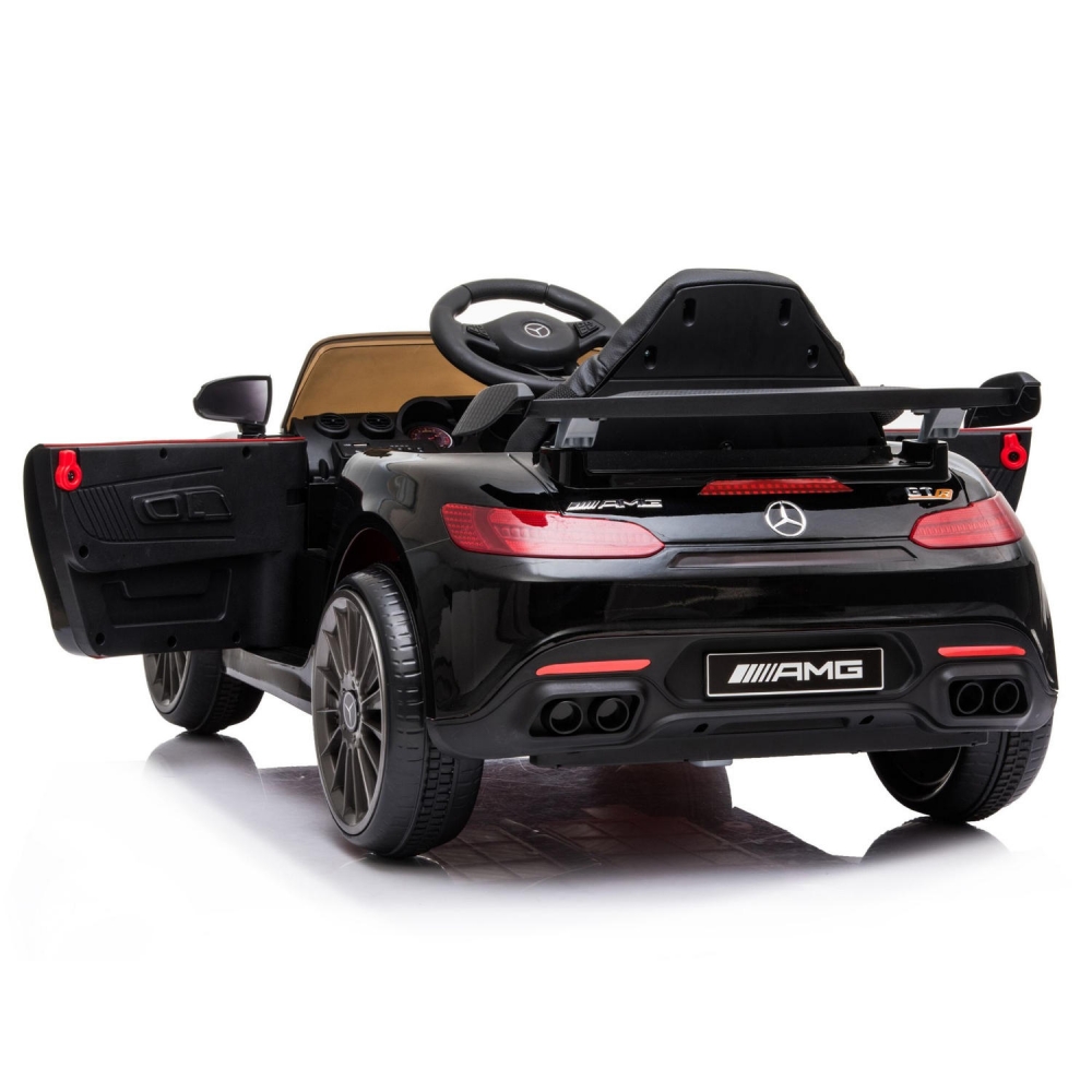Voiture électrique Mercedes-AMG GTR 12V avec sa bâche de protection