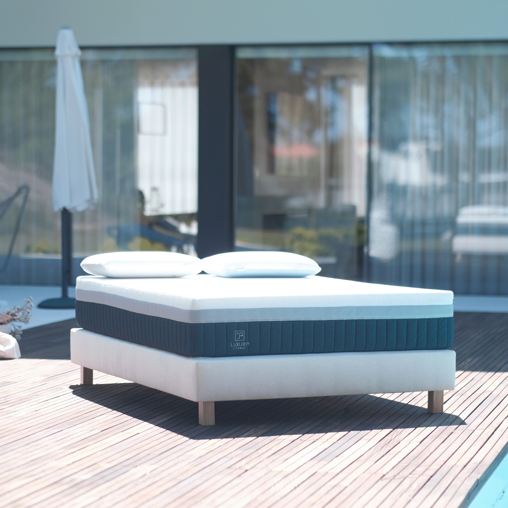 Sommier tapissier beige, Gamme Prestige Hôtel, bois massif + pieds offerts