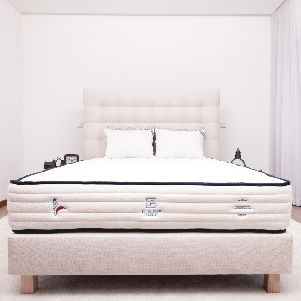 Sommier tapissier beige, Gamme Prestige Hôtel, bois massif + pieds offerts
