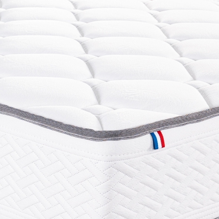 Matelas Iris, 20cm, mousse haute densité, indépendance du couchage, face été/hiver