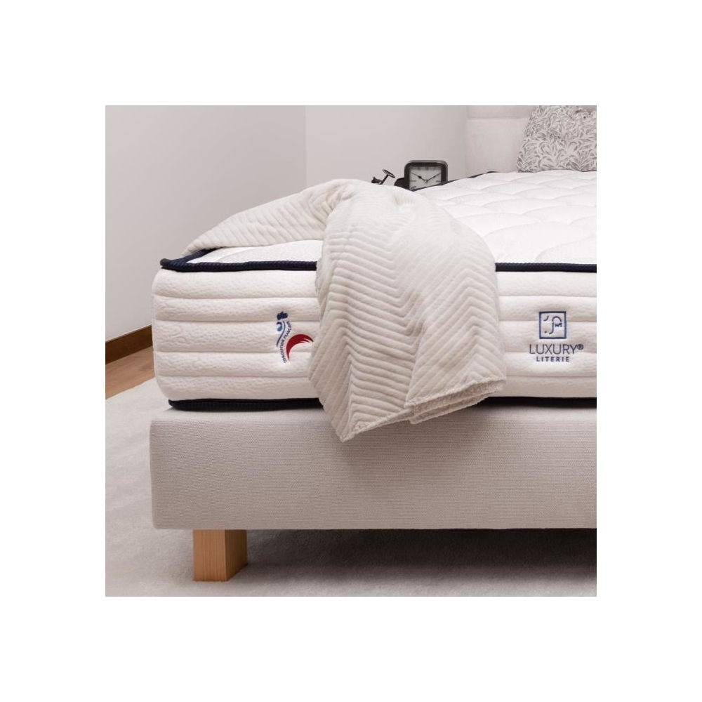 Matelas Patriote 27cm, Ressorts Ensachés mousse haute densité Indépendance du Couchage Soutien ferme + Oreiller + Couette